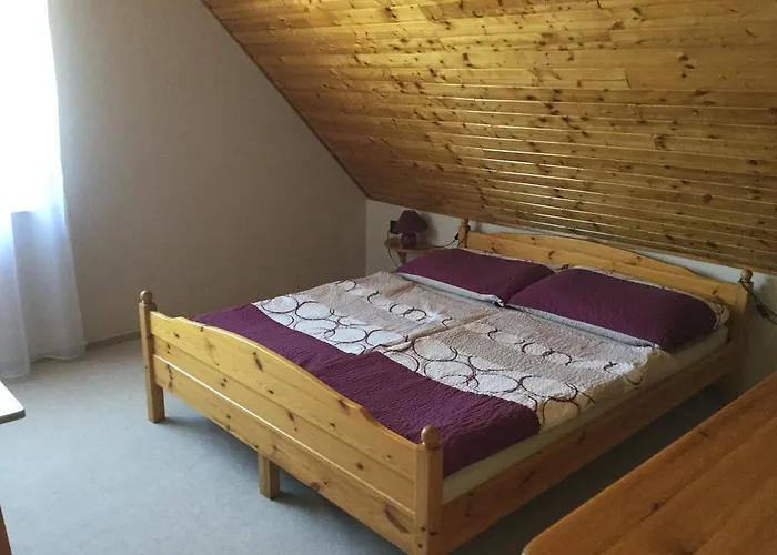 בית הארחה Cyrano Vendeghaz